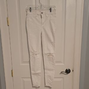 American Eagle Outfitters Women's Off-White Distressed Skinny Jeans